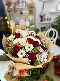 Romantik Karışık Gül Buketi